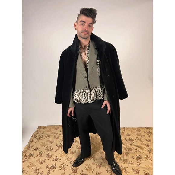 20% OFF!! - SALE 🚨Vintage 80s Black Faux Fur Ankle Length Unisex Oversized Coat - Picture 7 of 10
